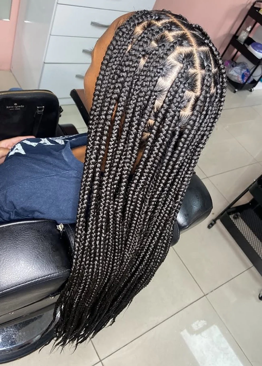 Medium Knotless Braids